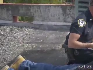 Hårig manlig polis bög människa