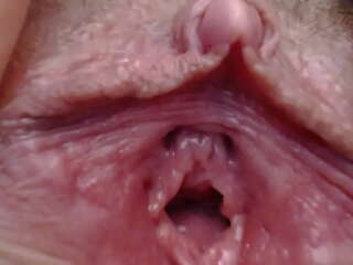 Amaterke velika klitoris drgnjenje orgazem v zapri spletna kamera