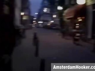 Amsterdam harlot sucking penis