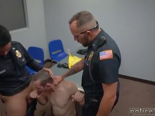 Fucked polisiýa officer mov geý first time
