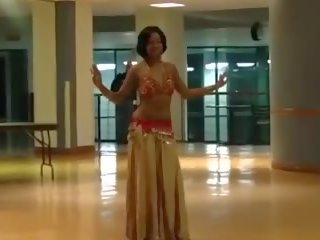 Andrilisa পেট dancing- মধ্যম eastern রাত