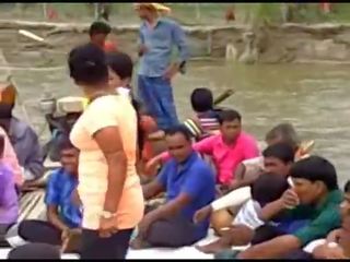 Bangladeshi pueblo colegial sexo presilla fiesta en barco - hornyslutcams.com