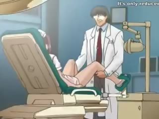 专家 是 cruelly examining 护士 s 阴道