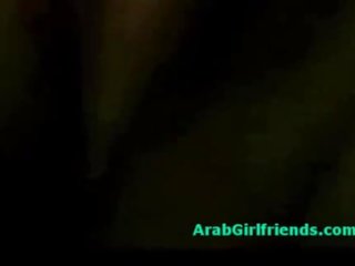 Arab piščanci na amaterke mov petting in sprejmejo na obremenitev