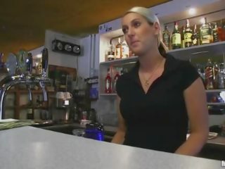 बड़ा टिट्स आमेचर bartender payed फक्किंग