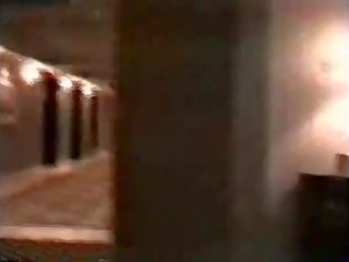 Rubia follada por seguridad guardia en un hotel! (cuckold)