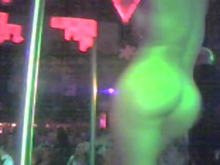 Private Strip in der Disco